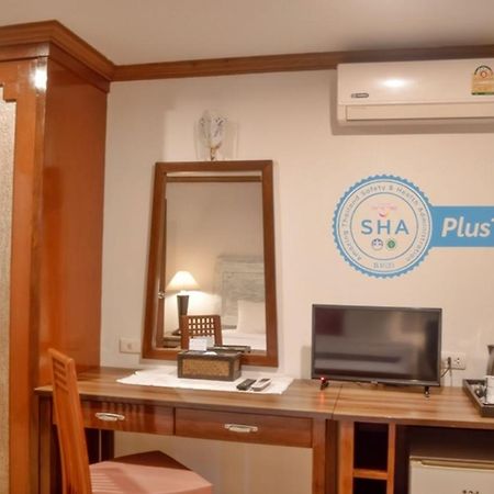 Le Tanjong House Hotel Patong Luaran gambar