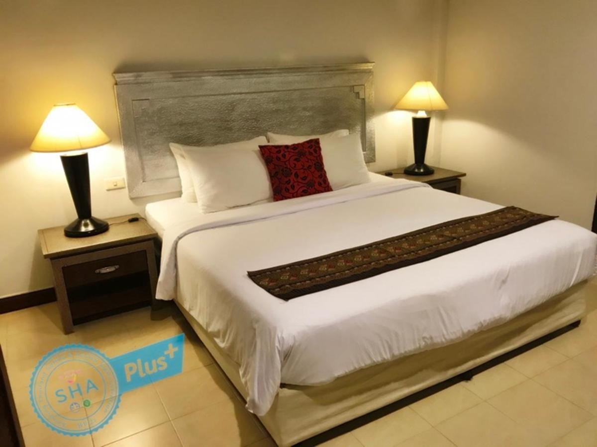 Le Tanjong House Hotel Patong Luaran gambar